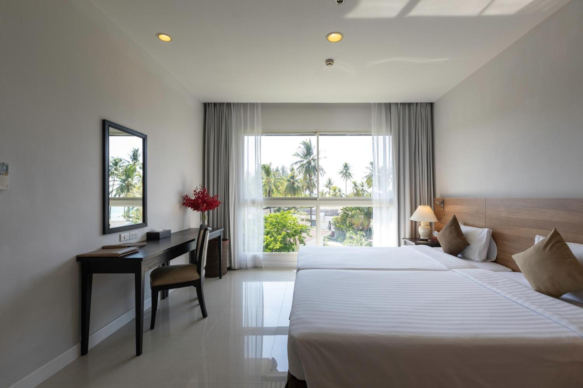 Kantary Beach Hotel Villas & Suites Khao Lak Exterior photo