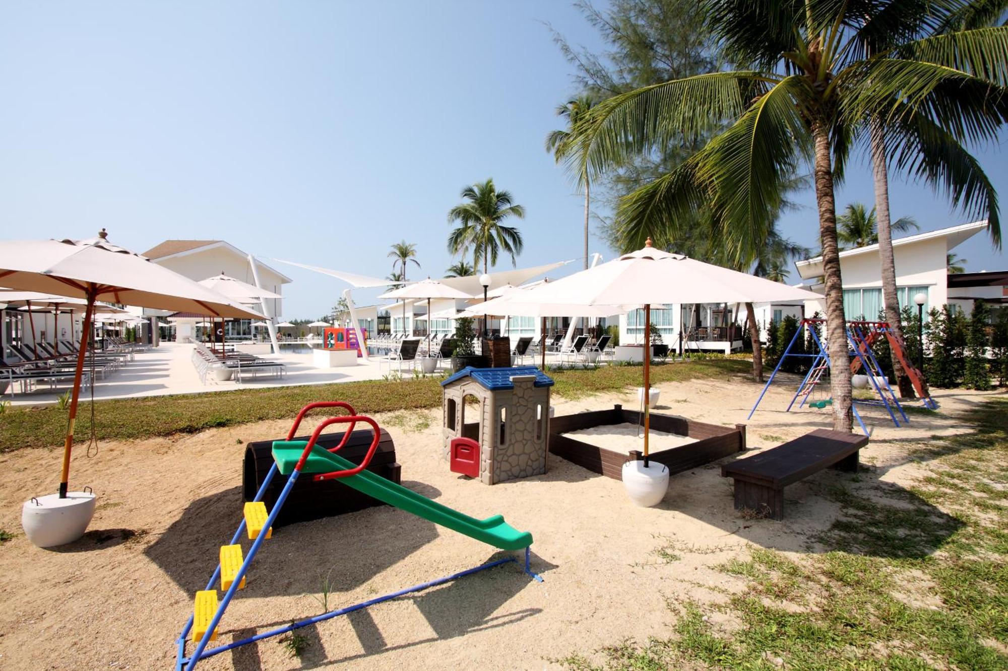 Kantary Beach Hotel Villas & Suites Khao Lak Exterior photo