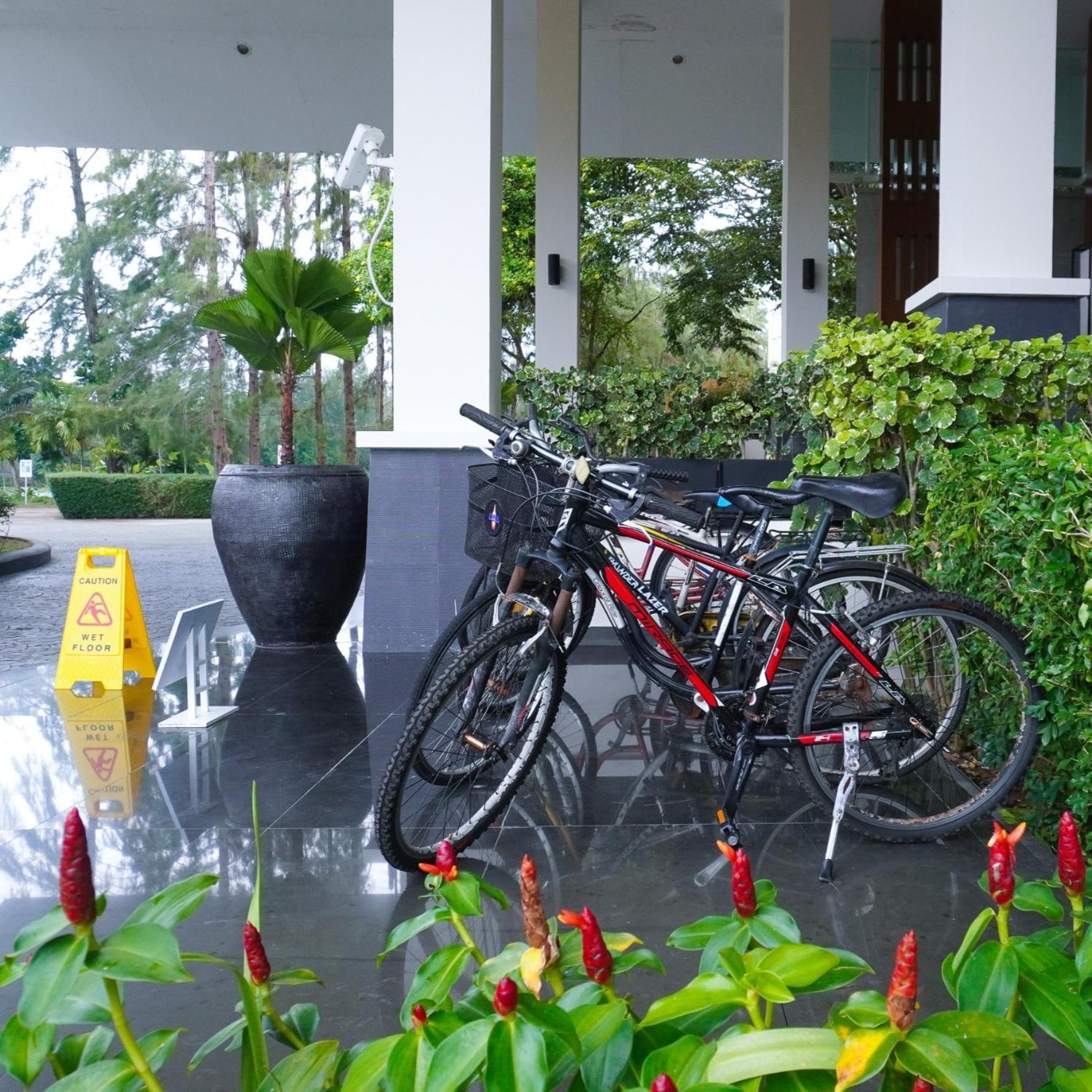Kantary Beach Hotel Villas & Suites Khao Lak Exterior photo
